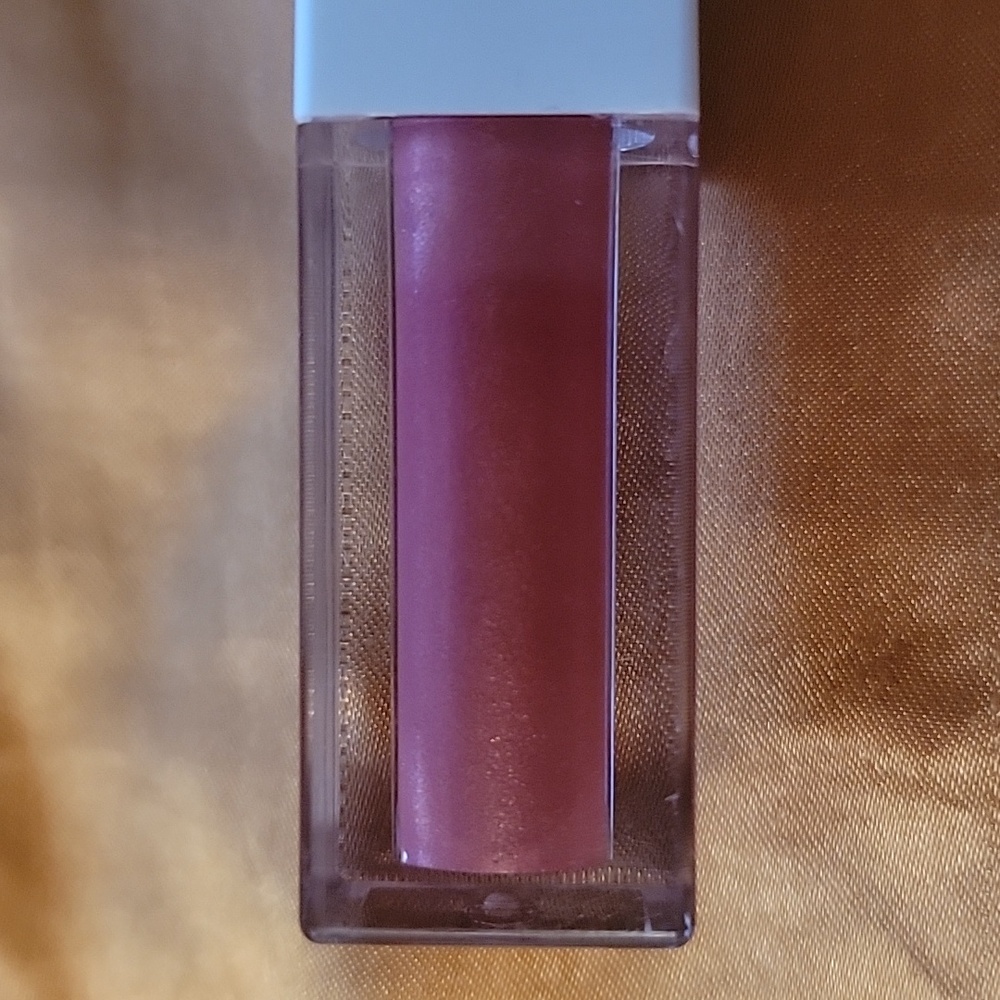 SWATCHED Tanais Sunset to Stars Lip Oil PLUMERIA PETALS - Picture 2 of 3